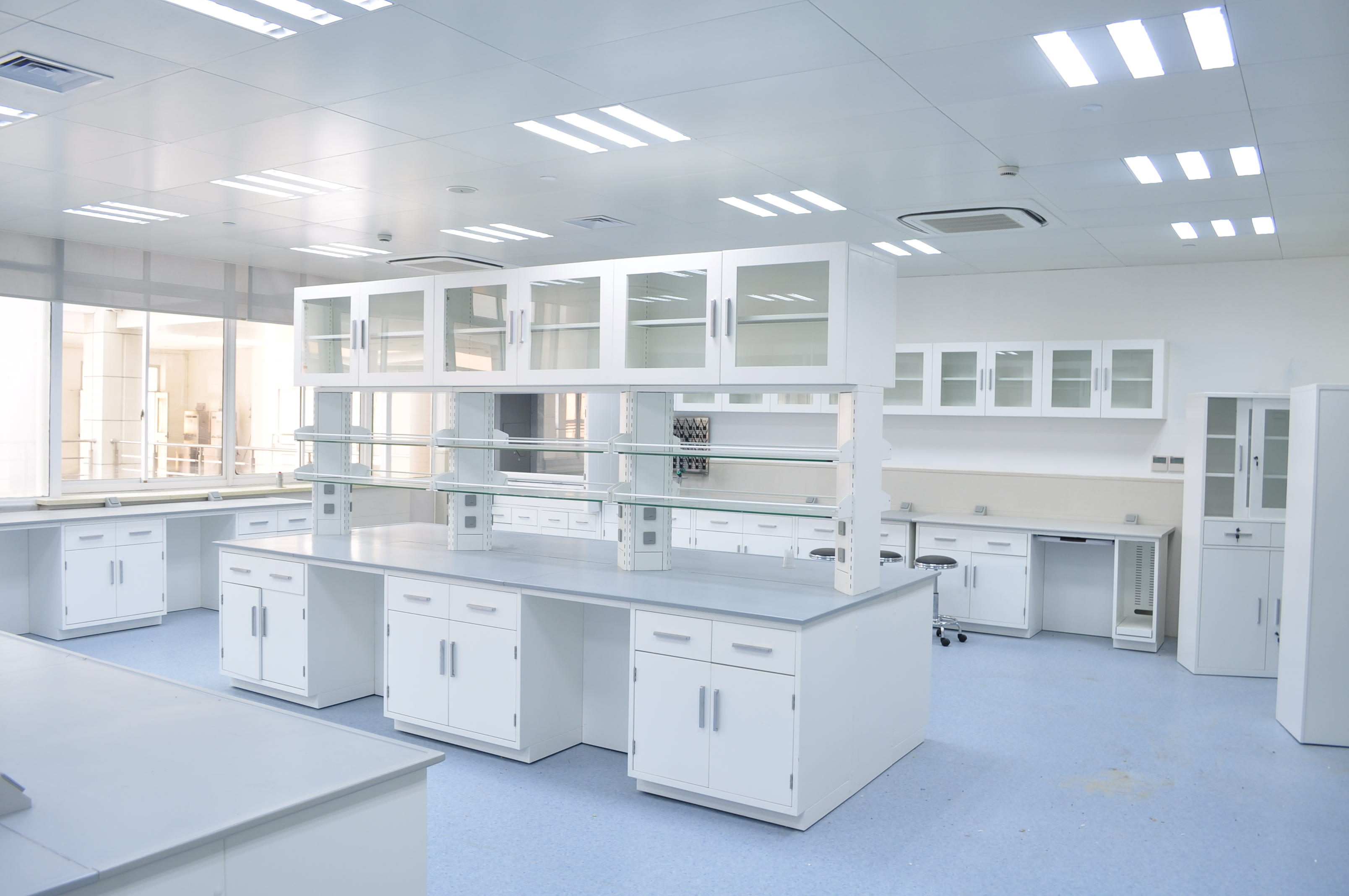 实验室微生物室、纯手工板制作、全钢药品柜、钢制门